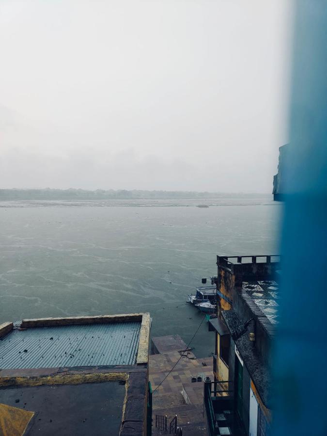 Tandon Lodge On The Ganga Ghat Homestay 瓦拉纳西 外观 照片