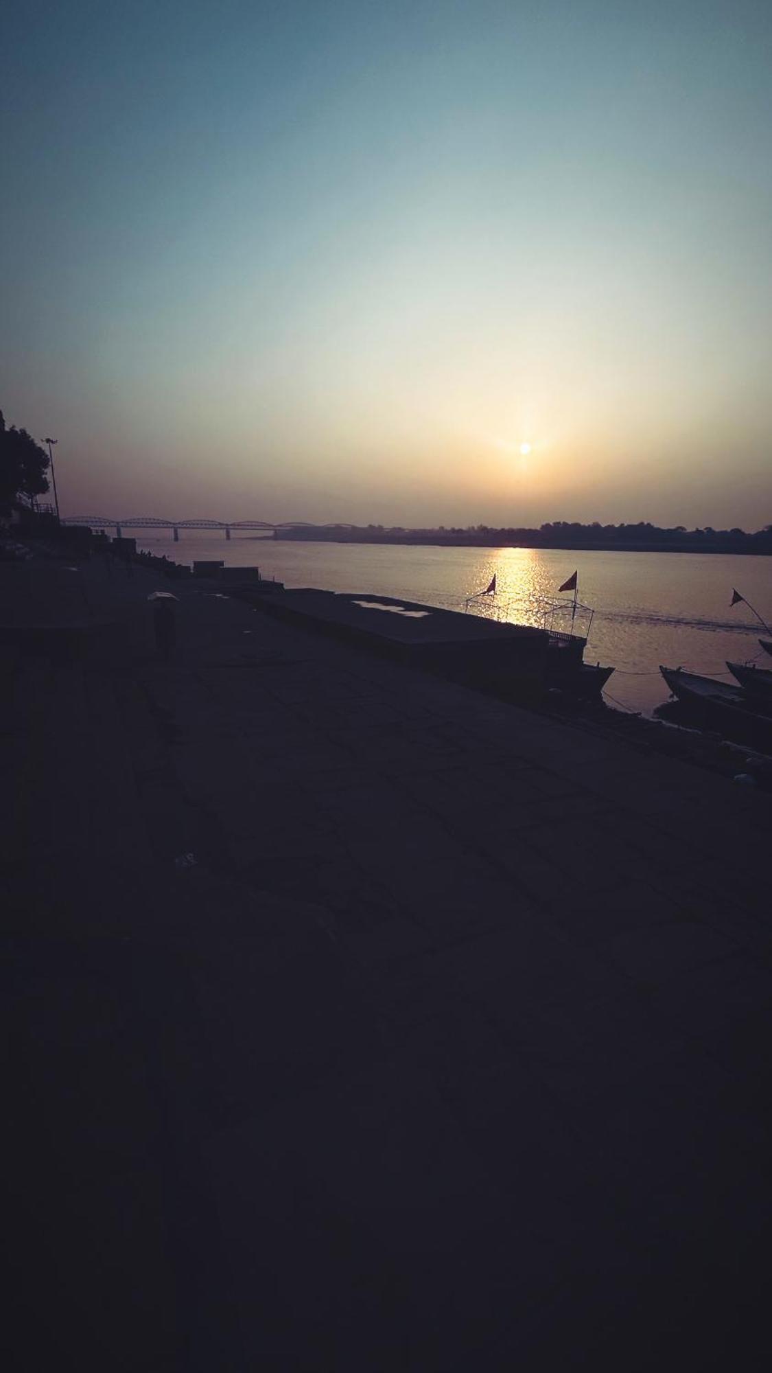 Tandon Lodge On The Ganga Ghat Homestay 瓦拉纳西 外观 照片