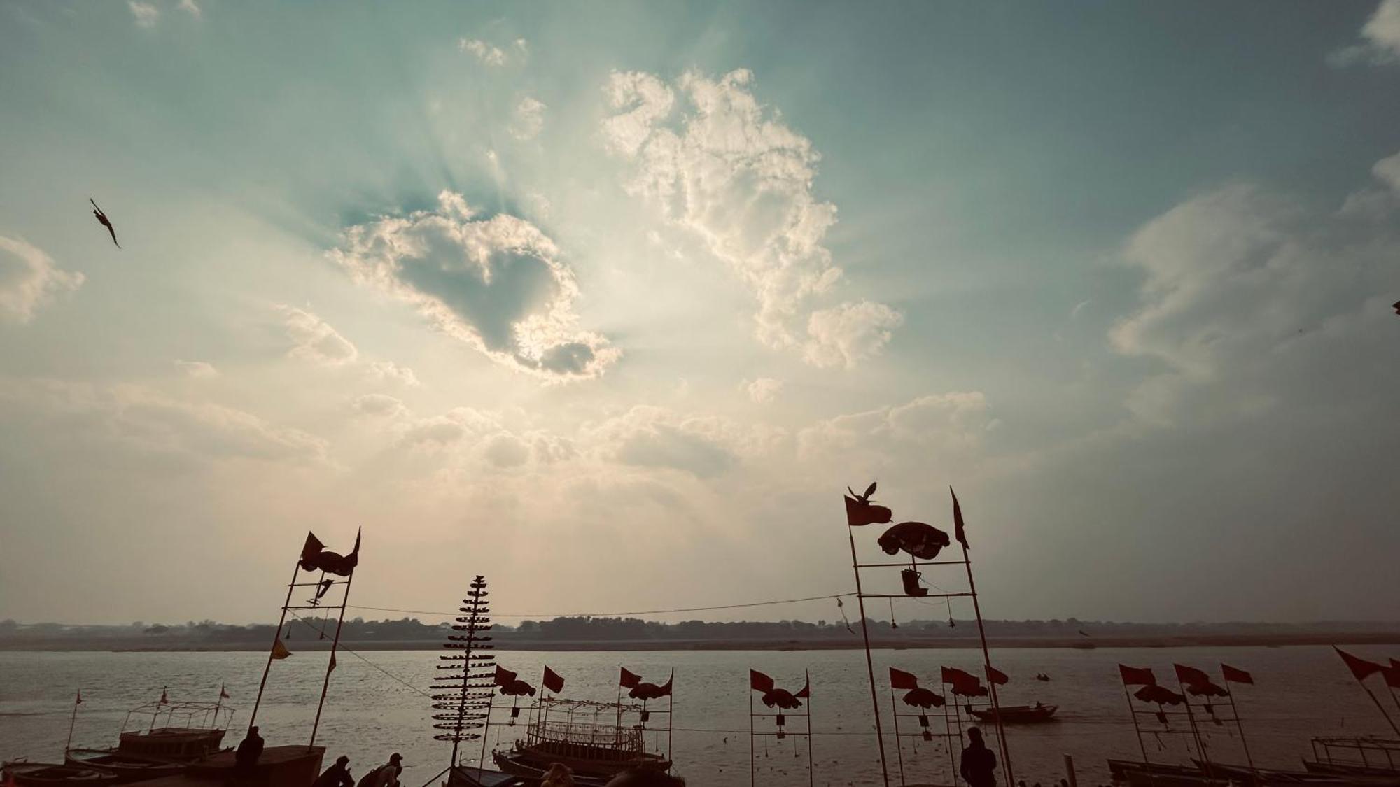 Tandon Lodge On The Ganga Ghat Homestay 瓦拉纳西 外观 照片